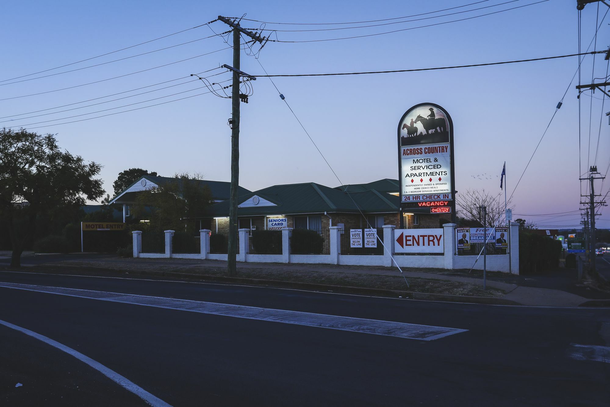 Across Country Motor Inn Dubbo Esterno foto